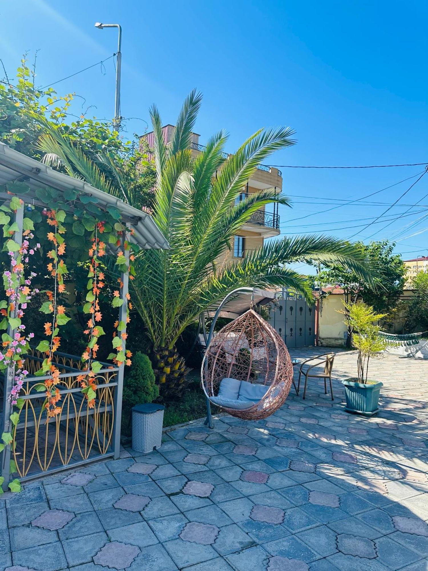 Hotel Buta Batumi Exterior photo