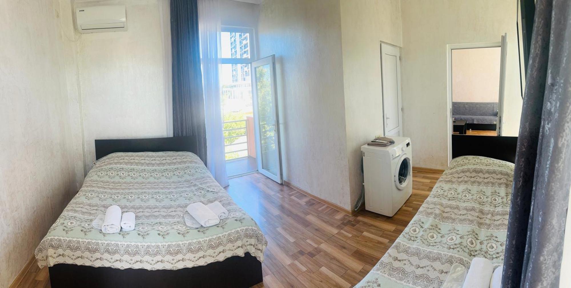 Hotel Buta Batumi Exterior photo