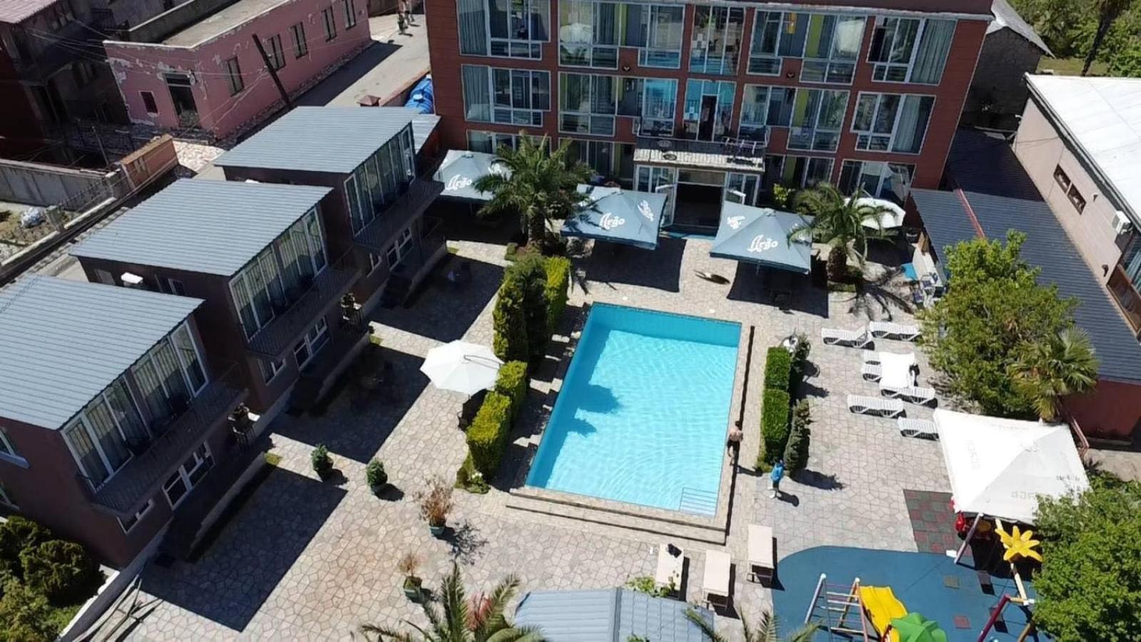 Hotel Buta Batumi Exterior photo